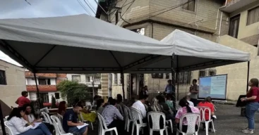 Comunidad Solar La Estrecha, Medellín